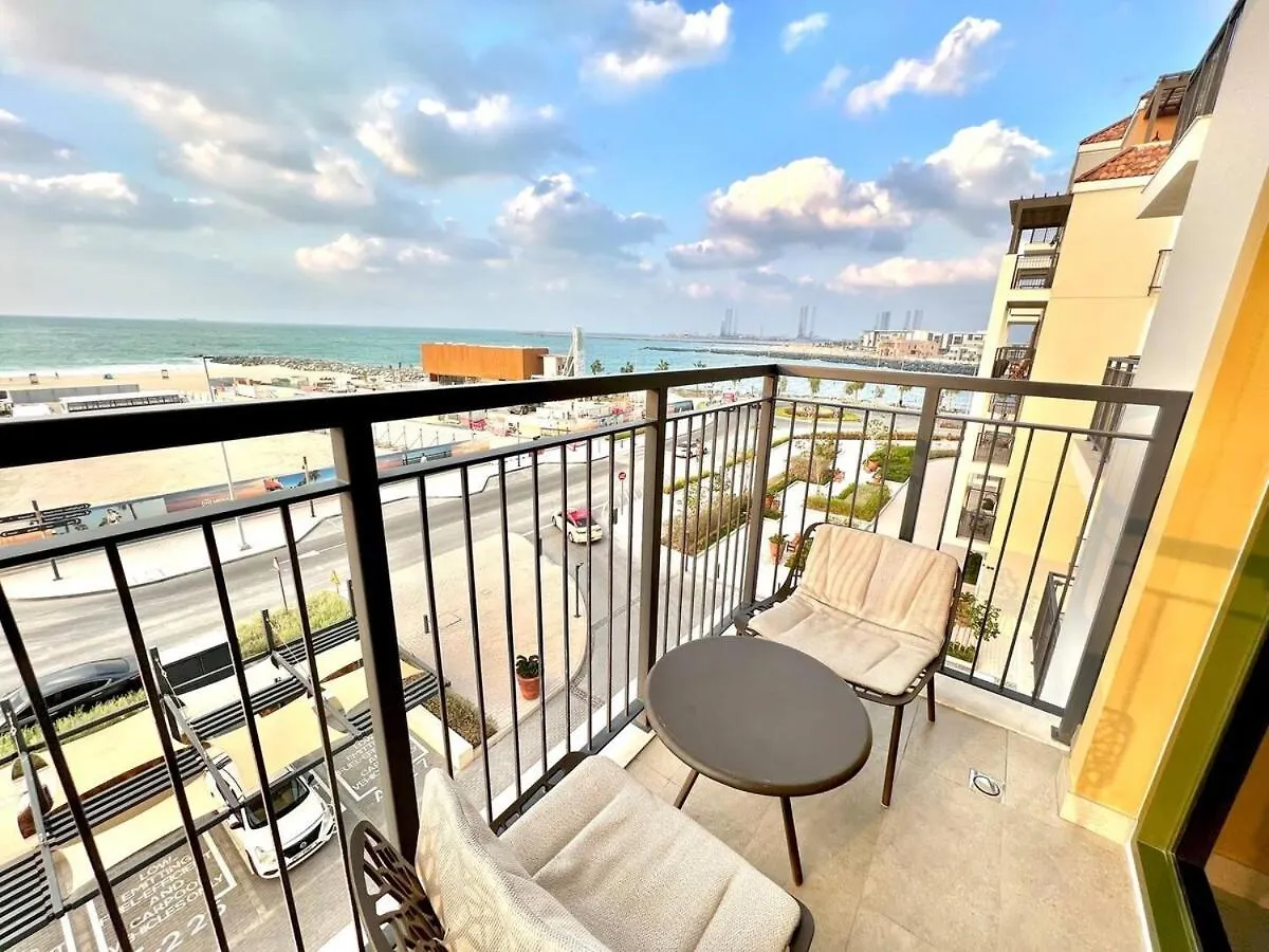 La Mer 1Br Ocean View 4 Pax Ντουμπάι