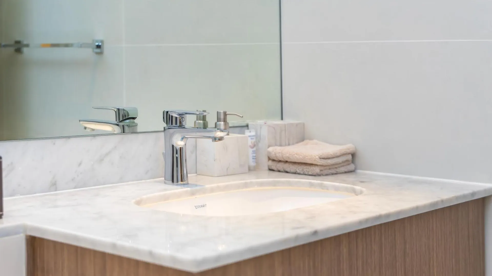 La Mer 1Br Ocean View 4 Pax Ντουμπάι
