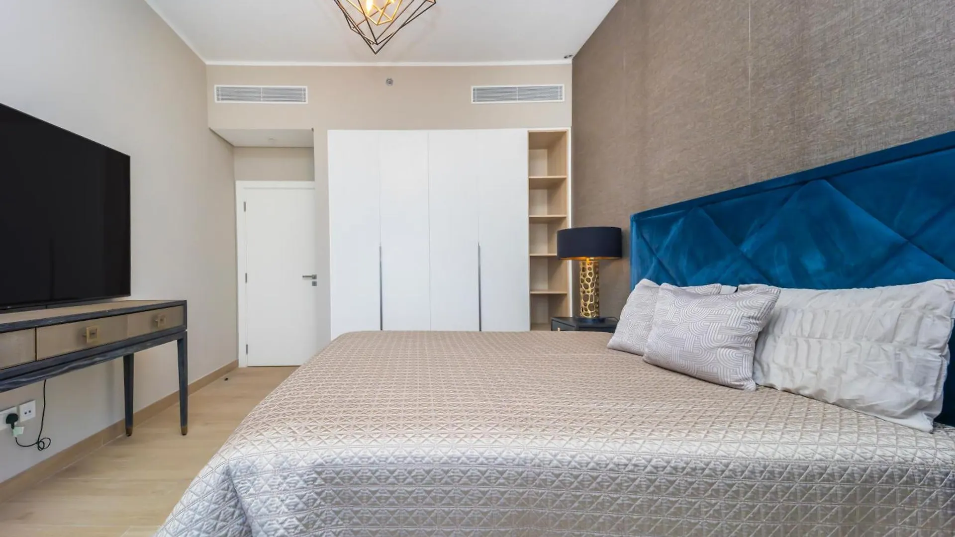 Apartment La Mer 1Br Ocean View 4 Pax Dubai